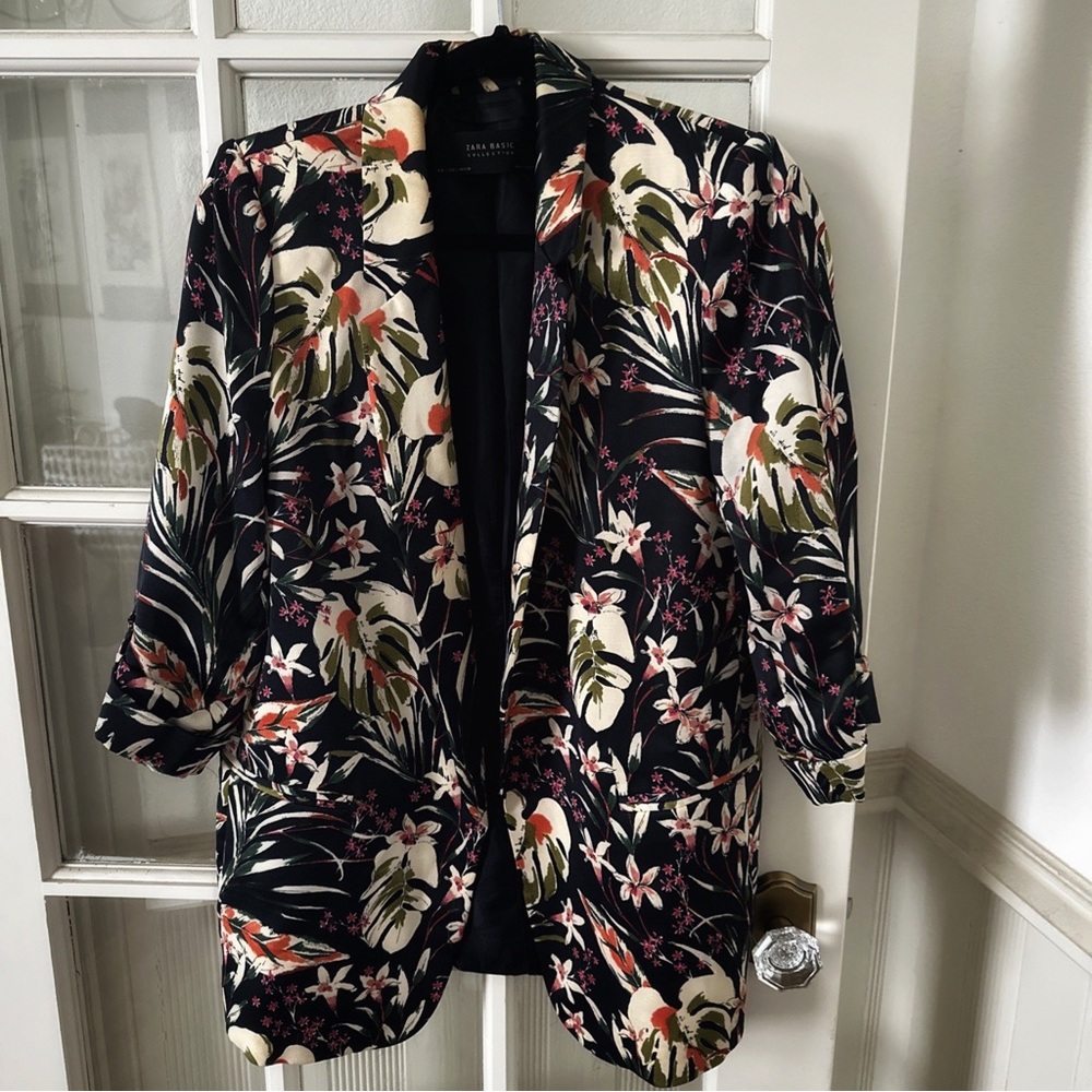 Zara Black Floral Blazer Size L